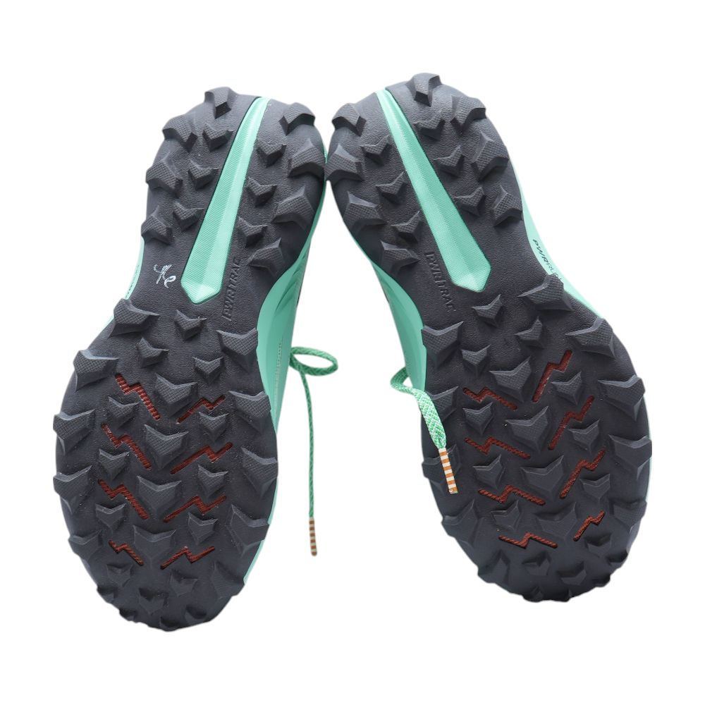 Peregrine 13 Green Low Top Athletic Shoes
