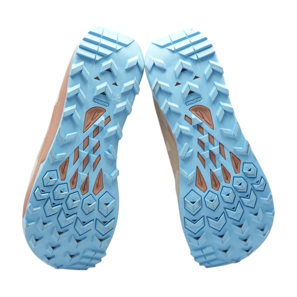 Lone Peak Beige Low Top Athletic Shoes