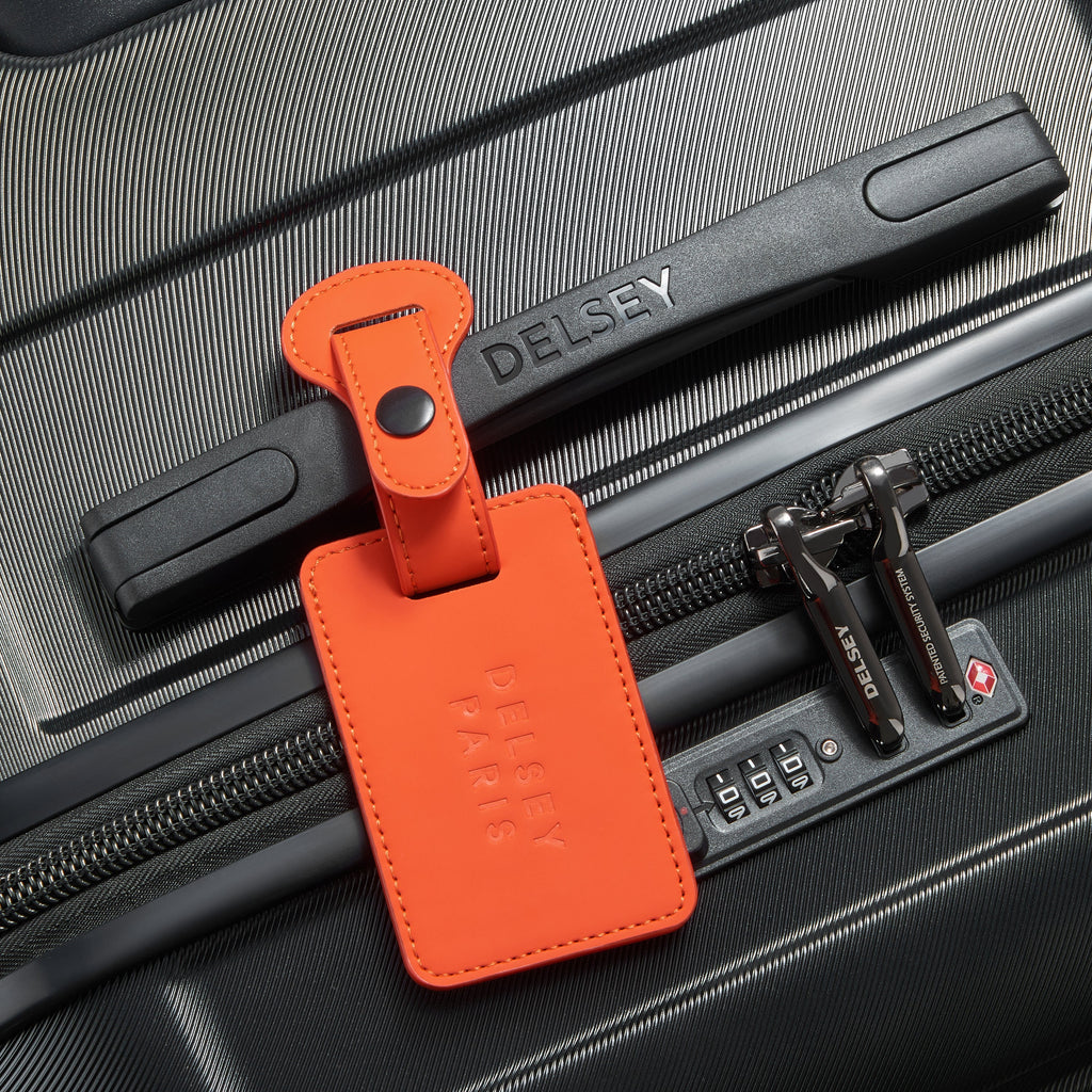 TRAVEL ACCESSORIES - Hangtag